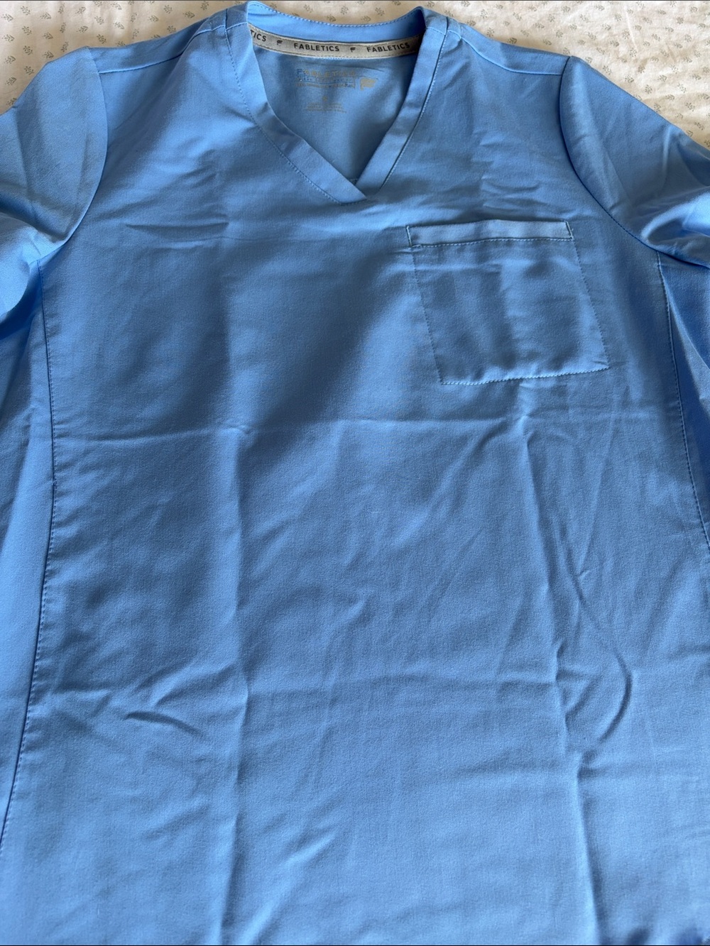 Fabletics Light Blue Scrub Set - Picture 3 of 4